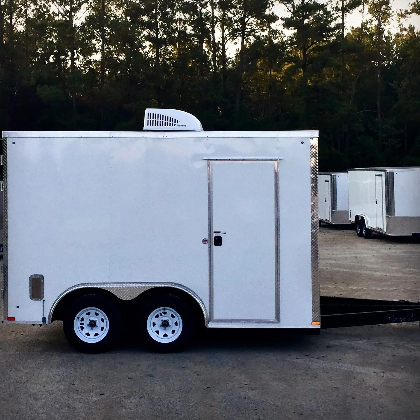 Arising Industries Trailers Arising Industries Trailers